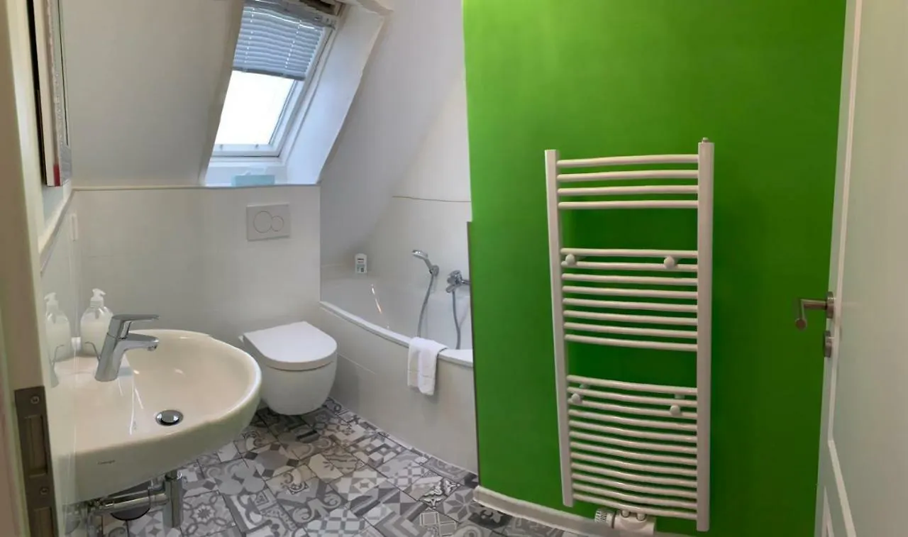 Smartlodge Hannover 0*,